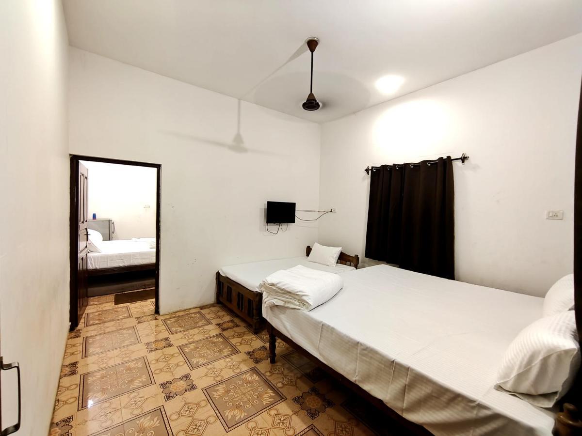 Hotel Calangute Turista Exteriér fotografie